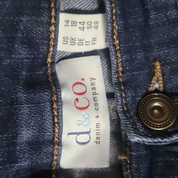 Denim & Co Distressed jeans - 14 - Picture 3 of 4